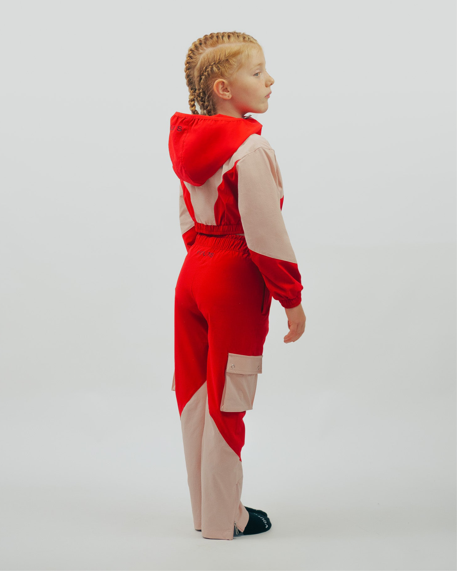 YOUTS Girls Tech Tracksuit in Cherry
